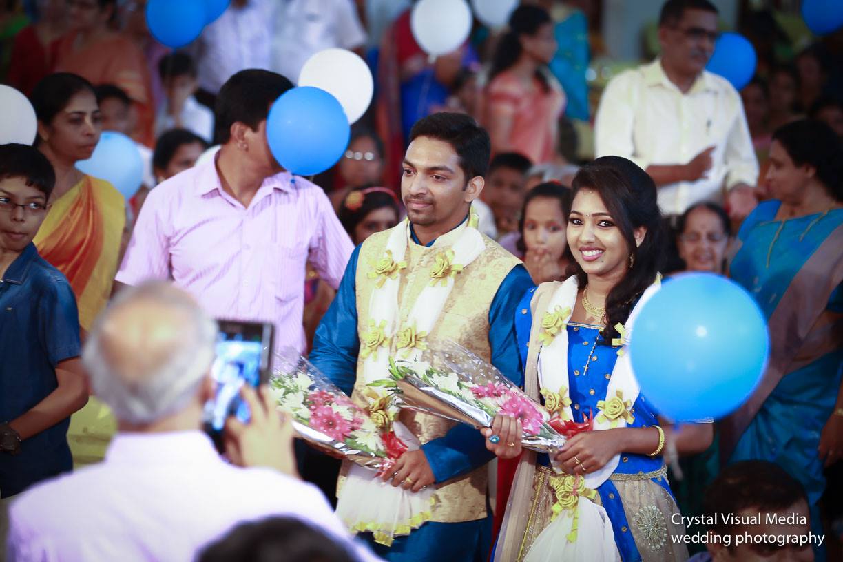 Ashwini & Arun’s Cherai Engagement Story — A Christian Engagement in Kochi Told in Candid Frames